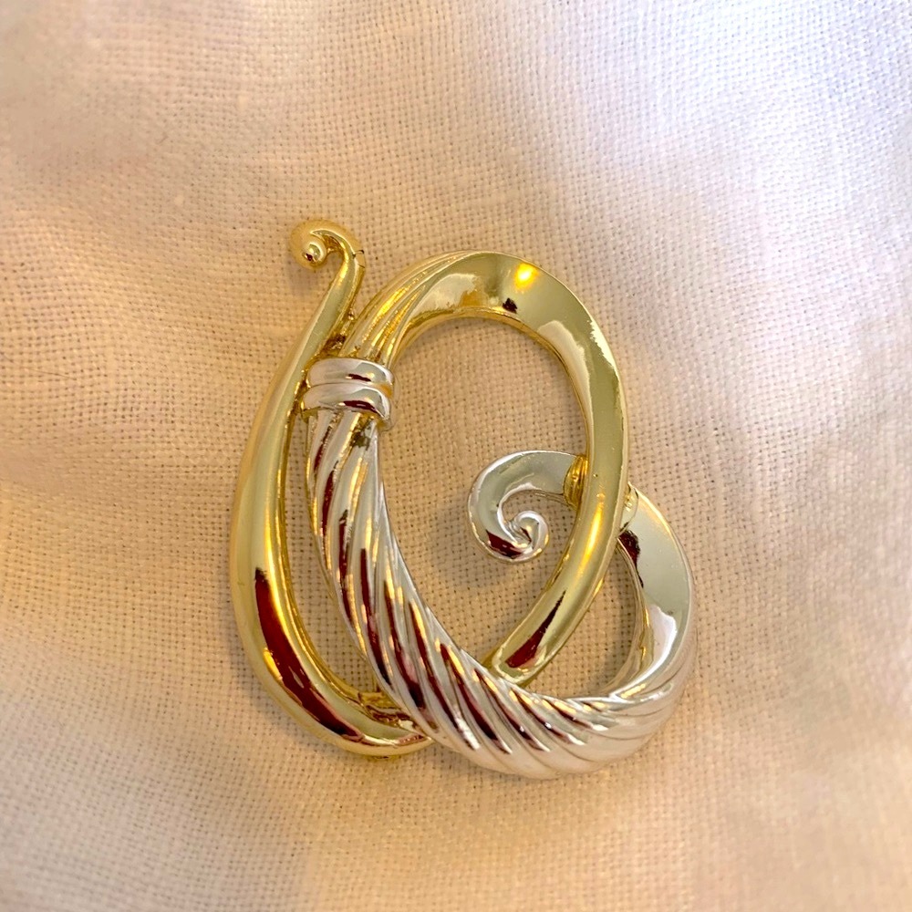 Sophisticated Gold and Silver Twirl Brooch